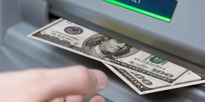 Giao dịch qua thẻ cào điện thoại